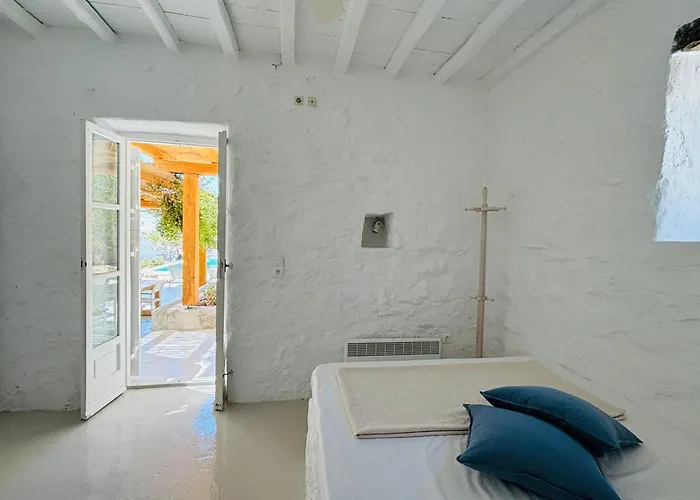 Stone Built Ferretti Villa Plintri