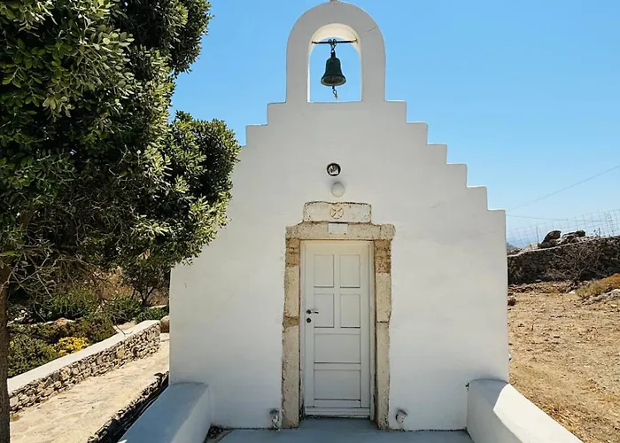 Vila Stone Built Ferretti *