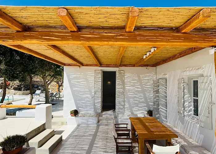 Vila Stone Built Ferretti